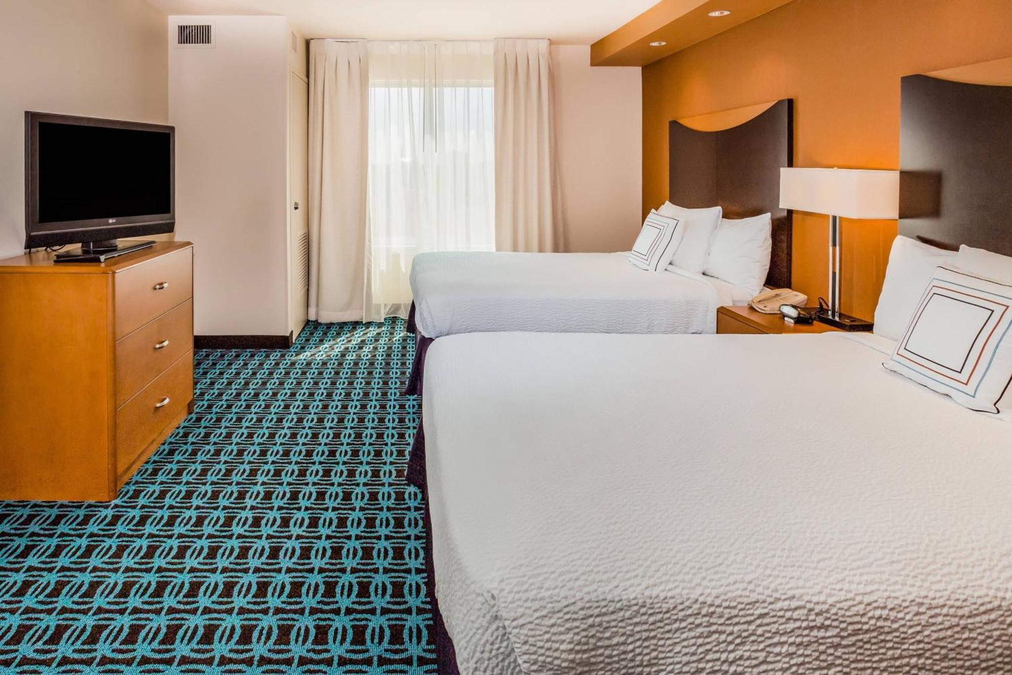 Fairfield Inn And Suites Терлок Экстерьер фото